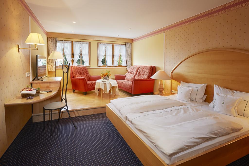 Waldhaus Ohlenbach Hotel Schmallenberg Buitenkant foto