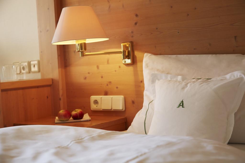 Waldhaus Ohlenbach Hotel Schmallenberg Buitenkant foto