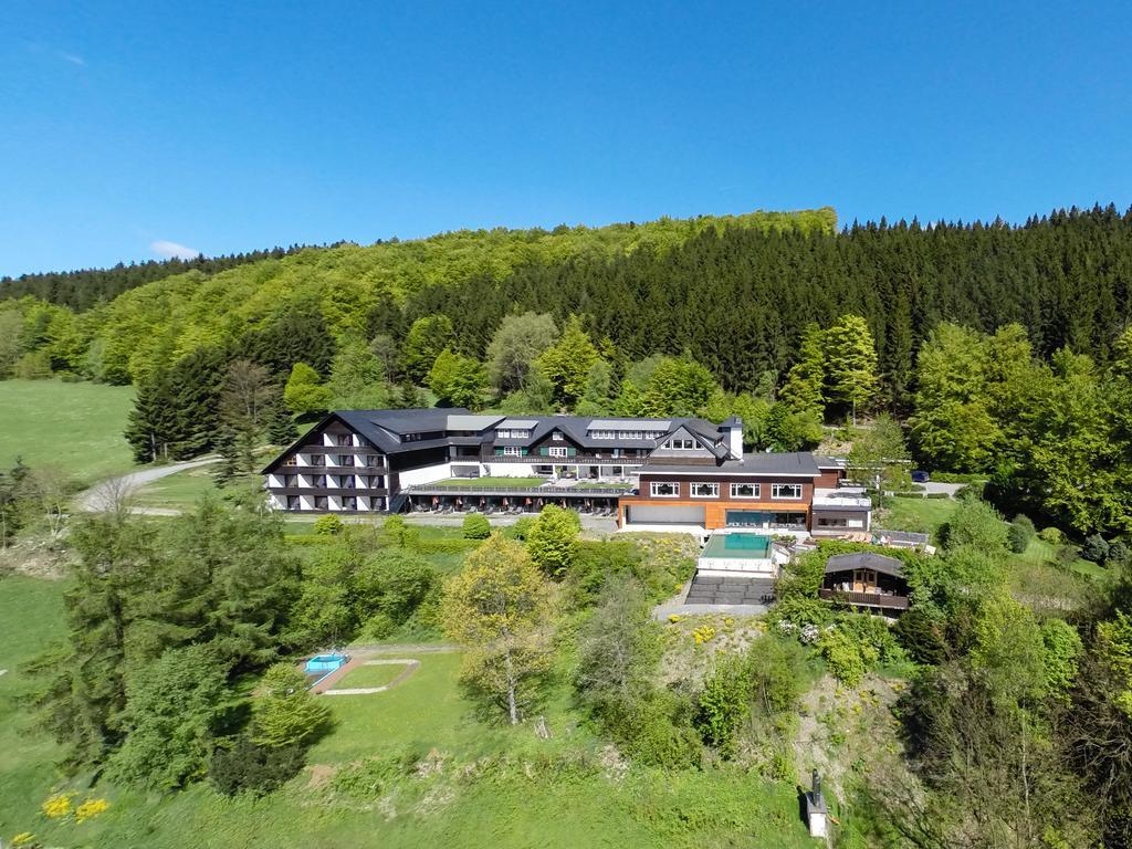 Waldhaus Ohlenbach Hotel Schmallenberg Buitenkant foto