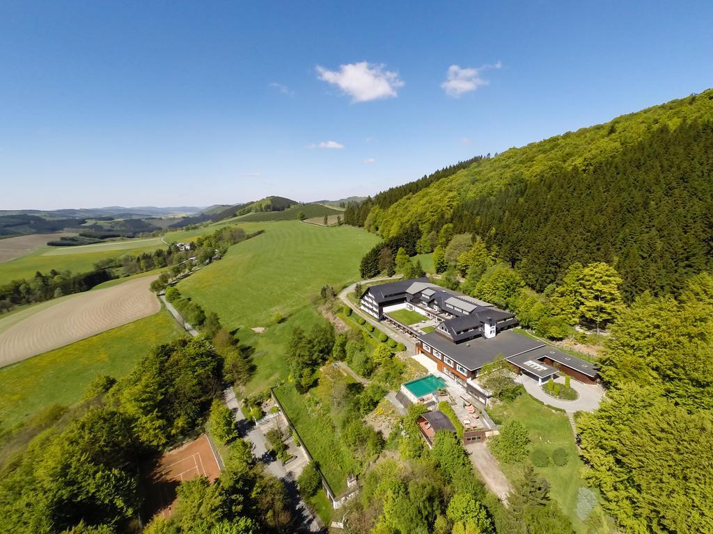 Waldhaus Ohlenbach Hotel Schmallenberg Buitenkant foto