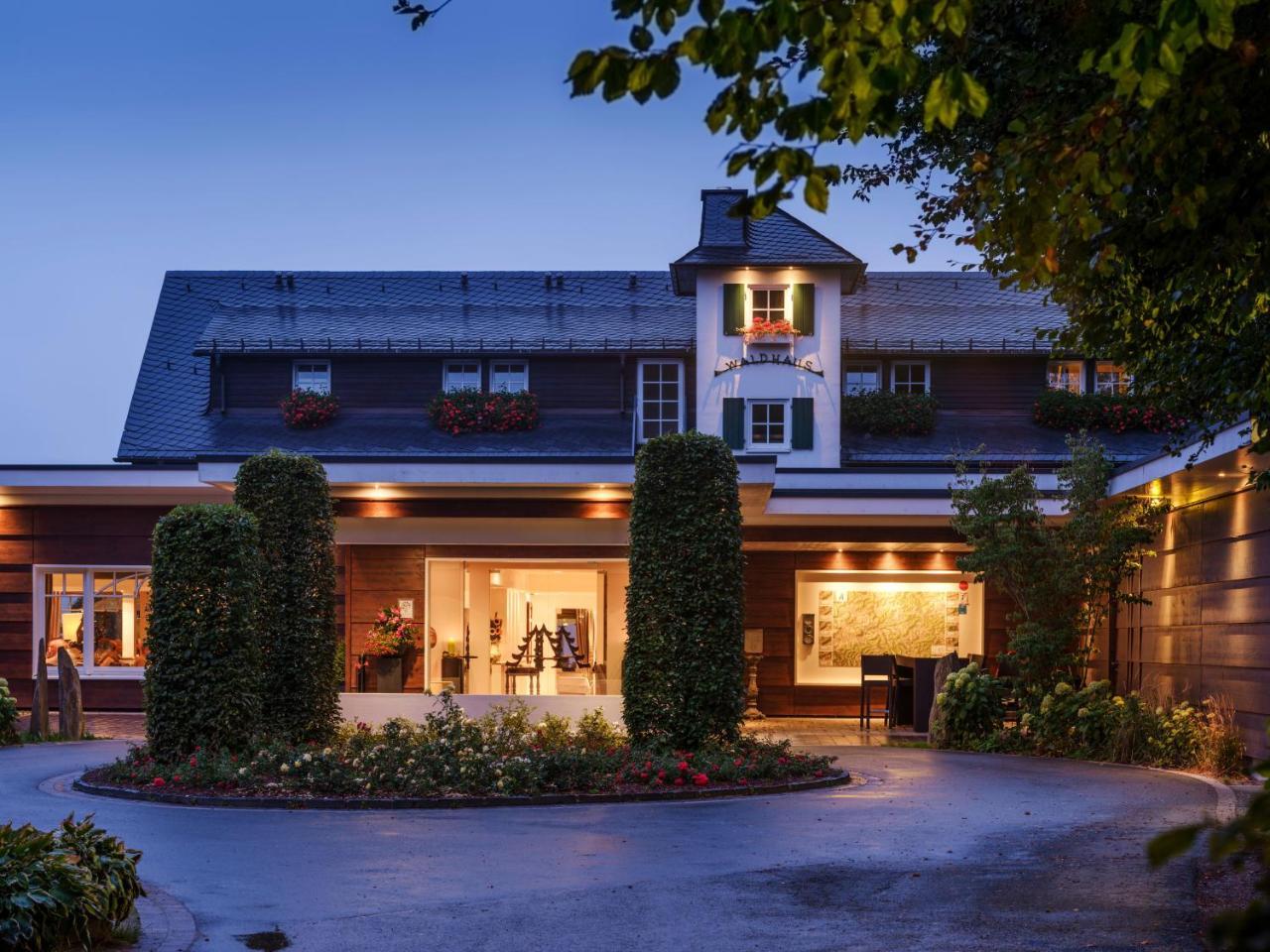 Waldhaus Ohlenbach Hotel Schmallenberg Buitenkant foto